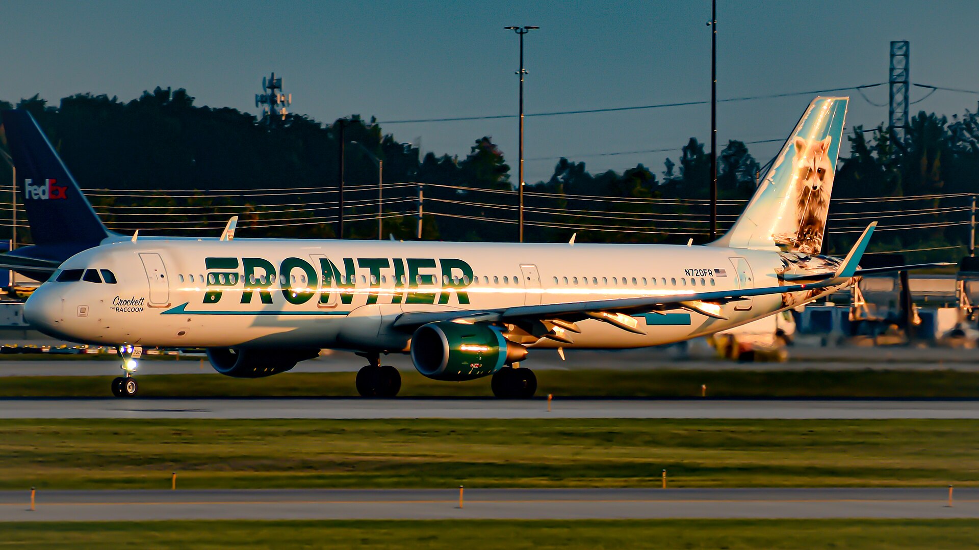 Frontier Airlines 3