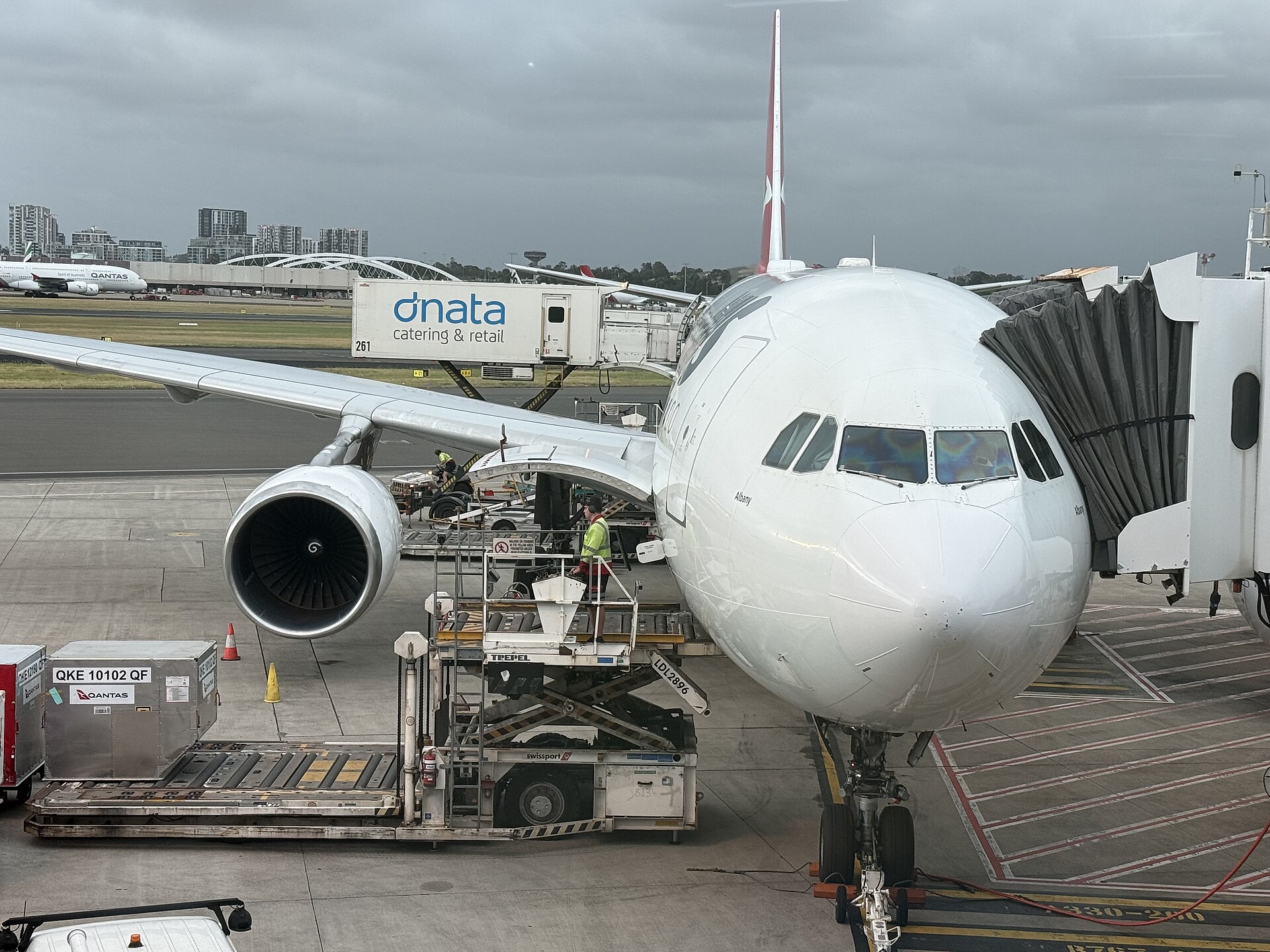 Qantas 3