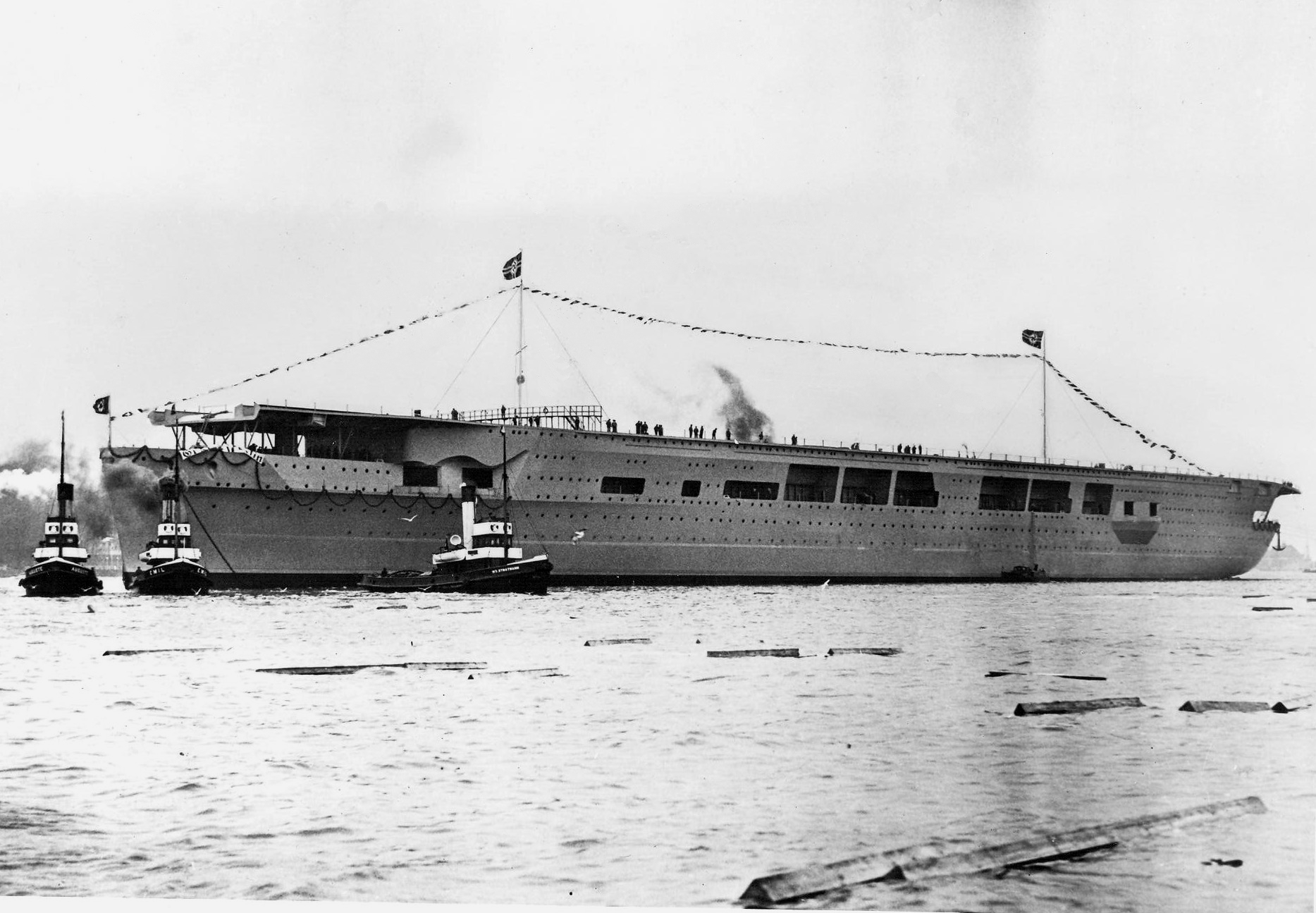 Graf Zeppelin 1