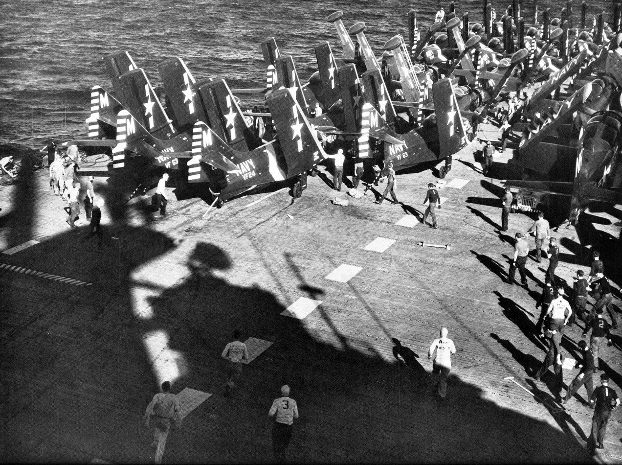 USS Essex (CV-9) 5