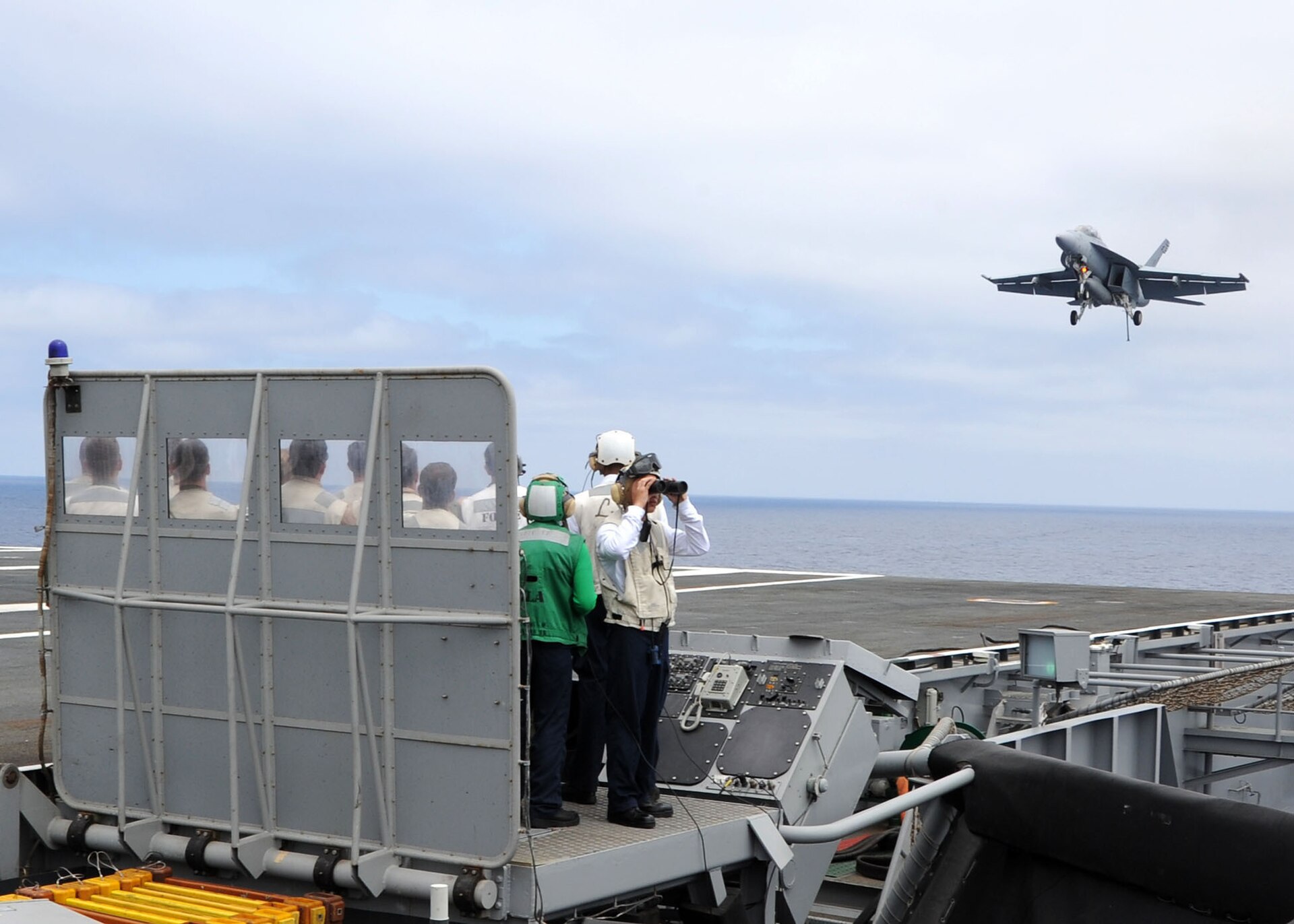 USS Ronald Reagan 1