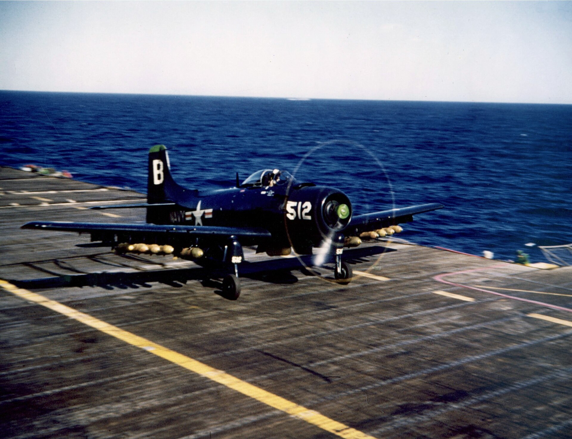 A-1 Skyraider 2