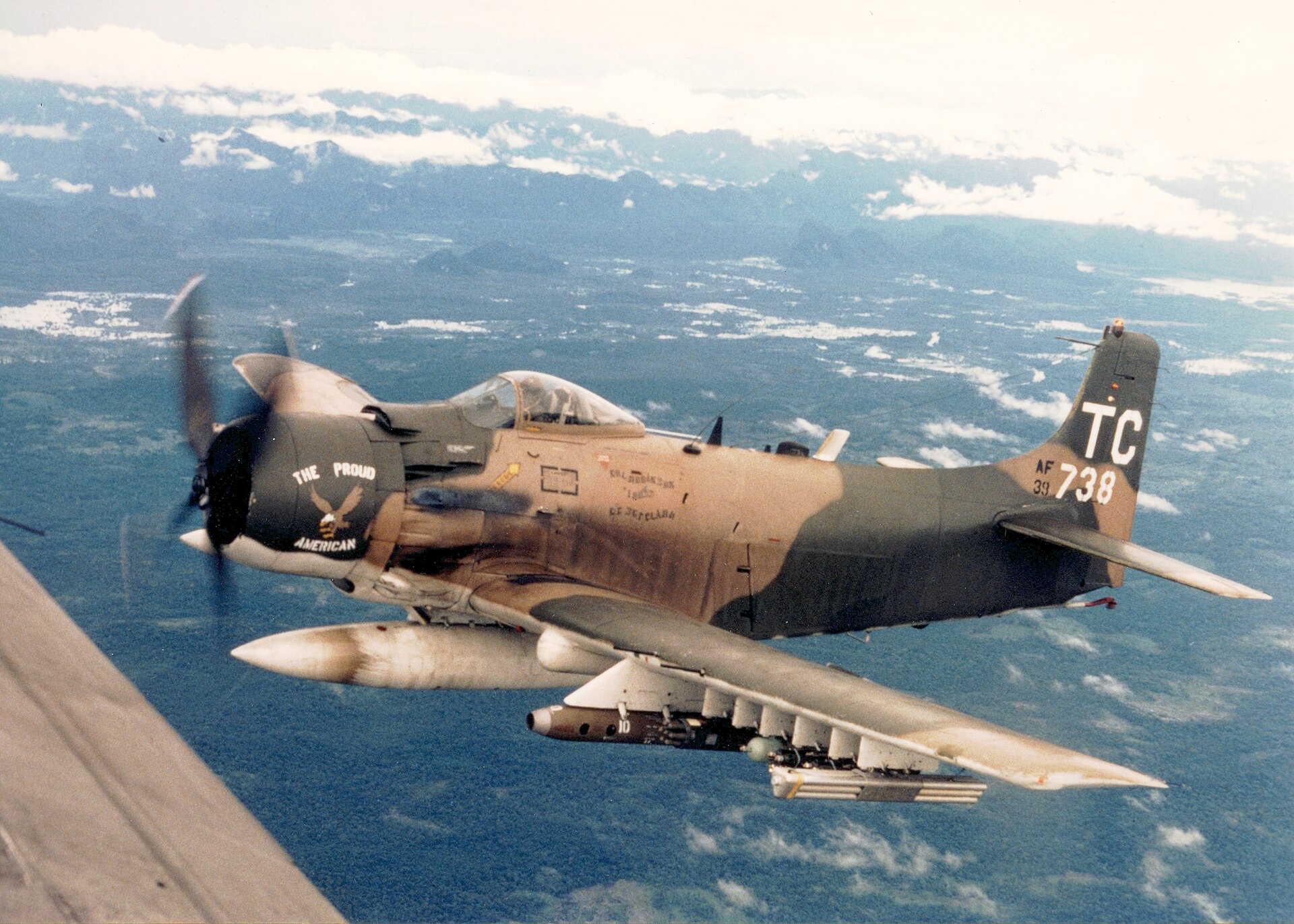 A-1 Skyraider 4