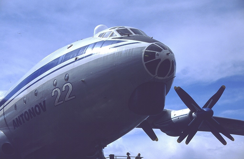 An-22 Antei 1