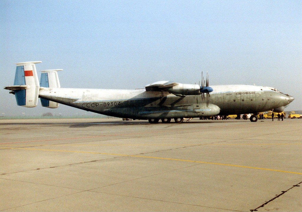 An-22 Antei 3