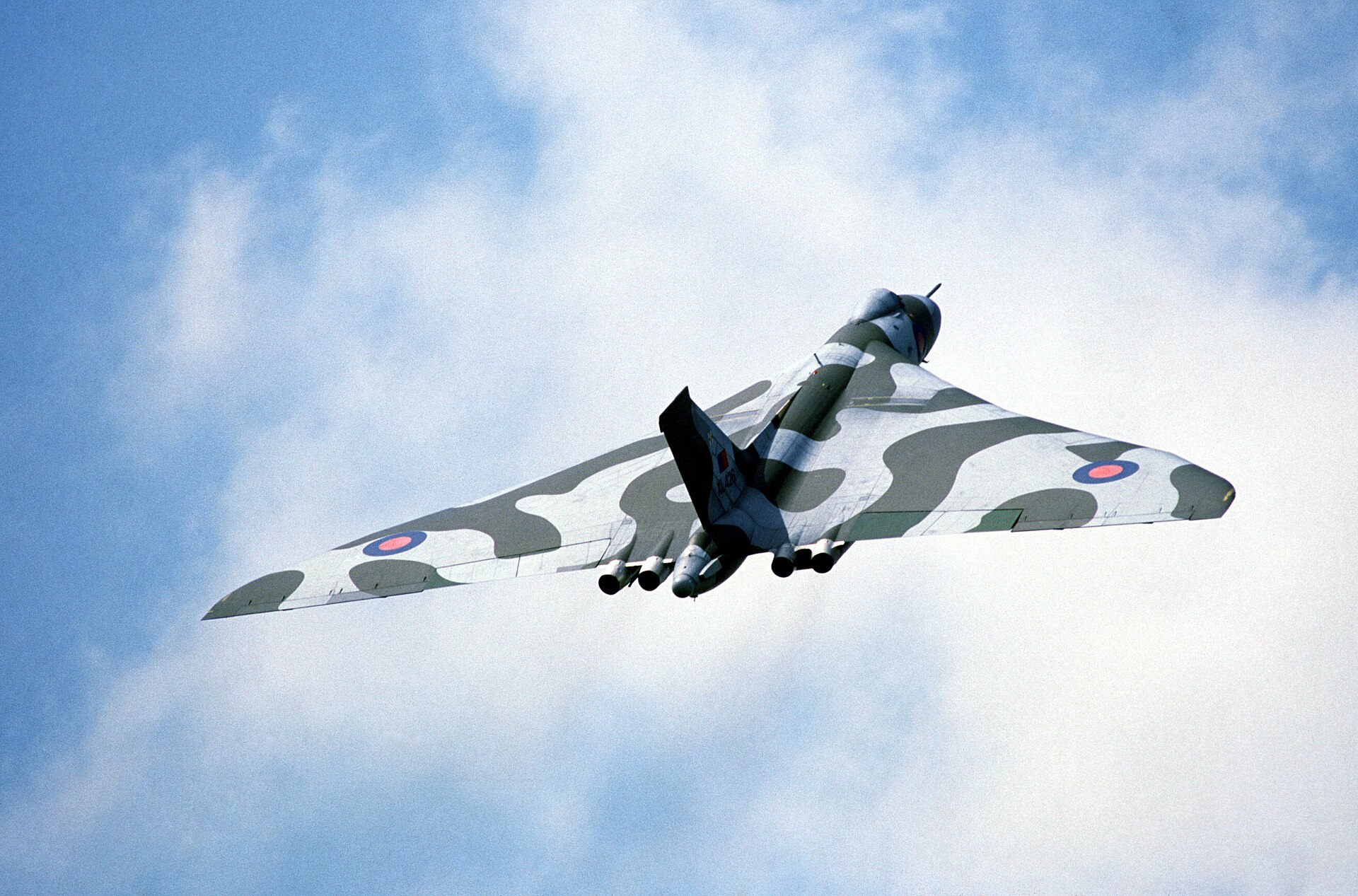 Avro Vulcan 4