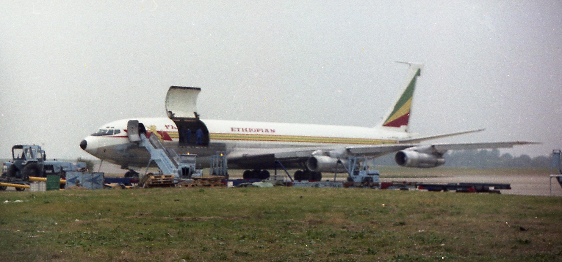 Boeing 707 4