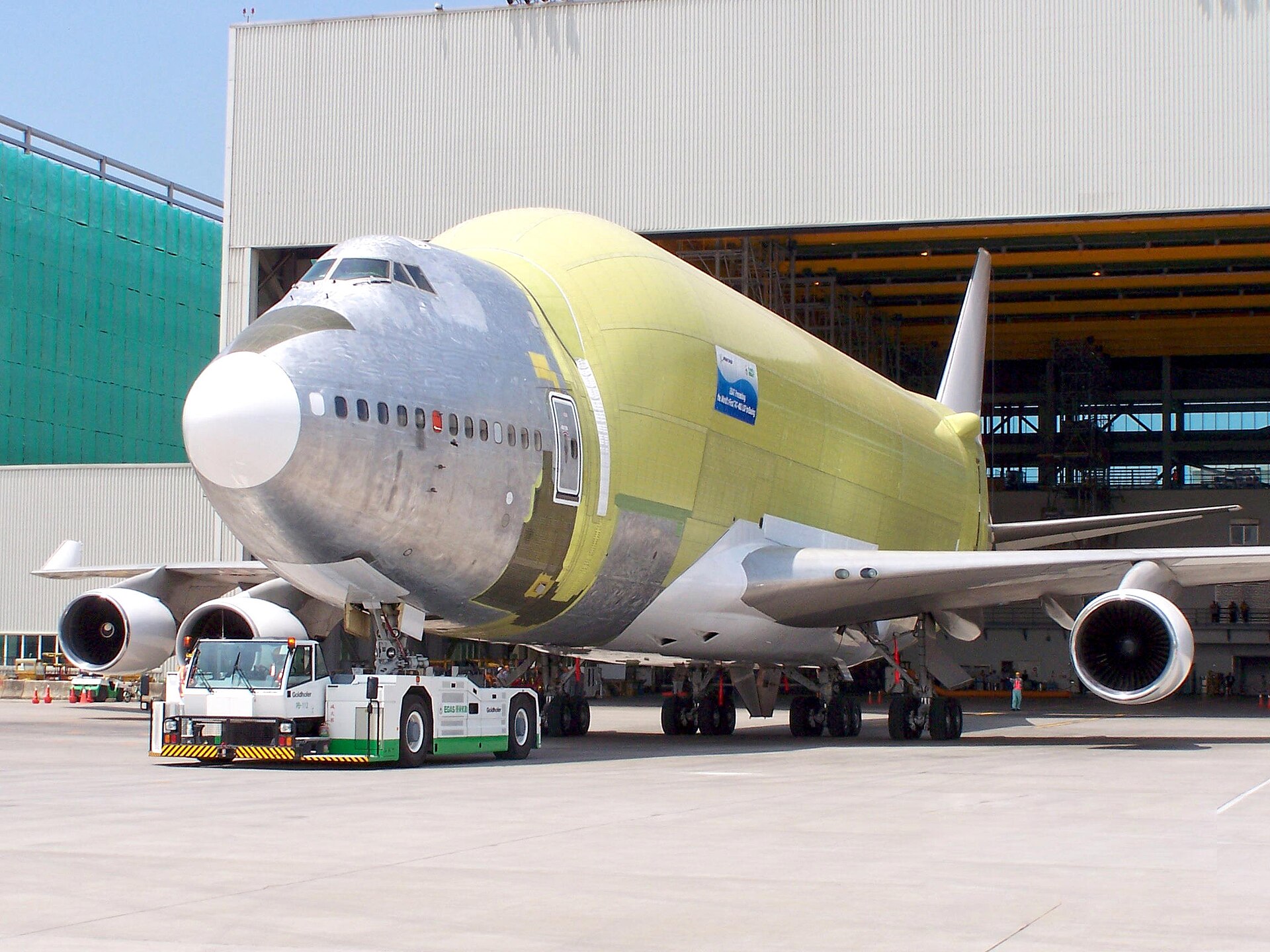 Boeing 747 Dreamlifter 1
