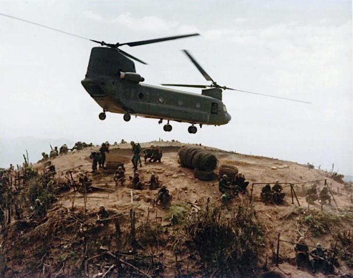 CH-47 Chinook 2