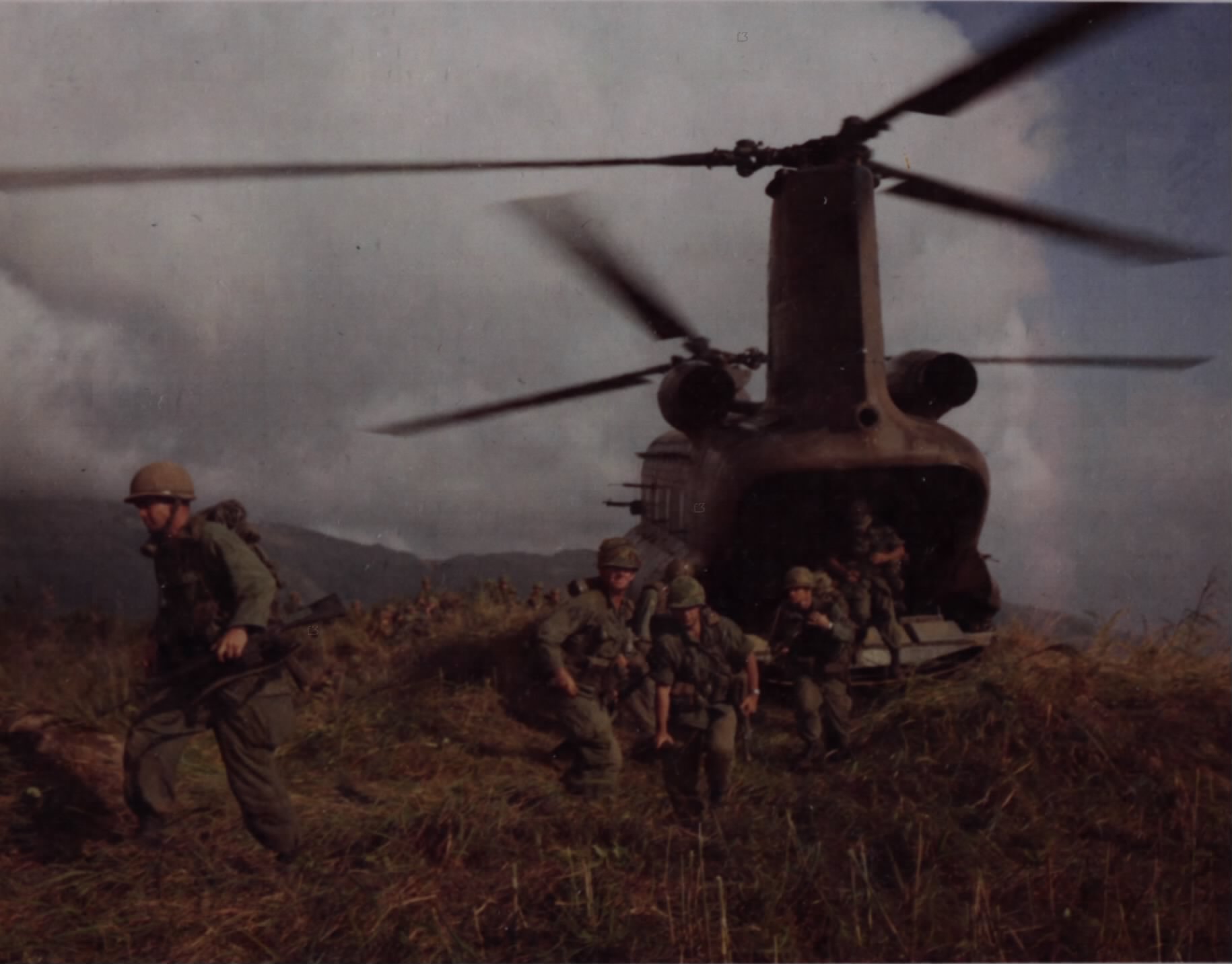 CH-47 Chinook 4