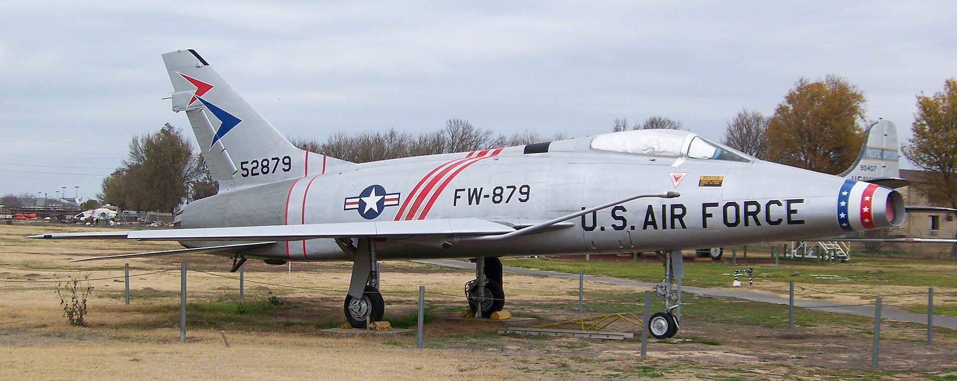 F-100 Super Sabre 4