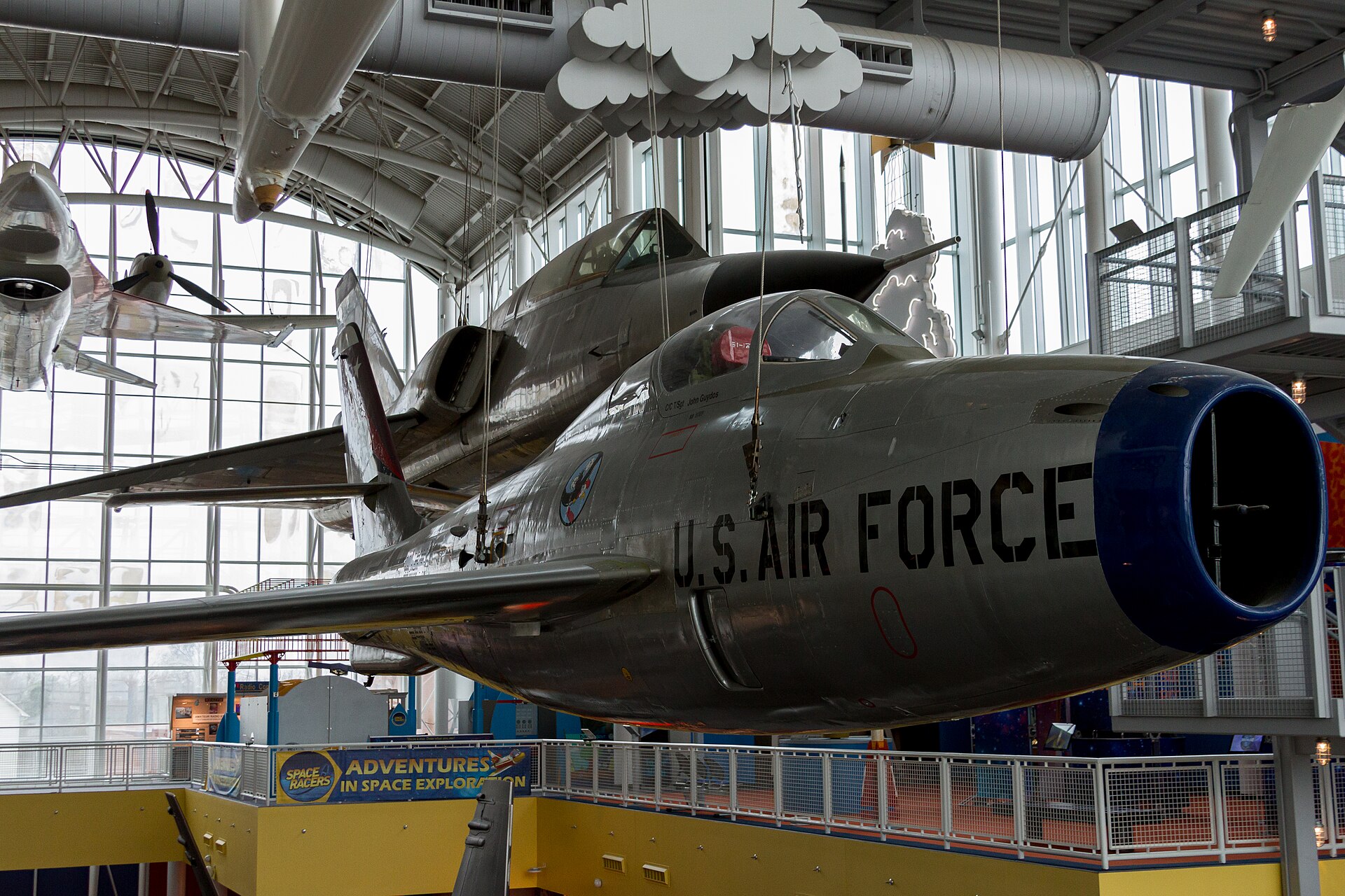 F-84 Thunderjet 4