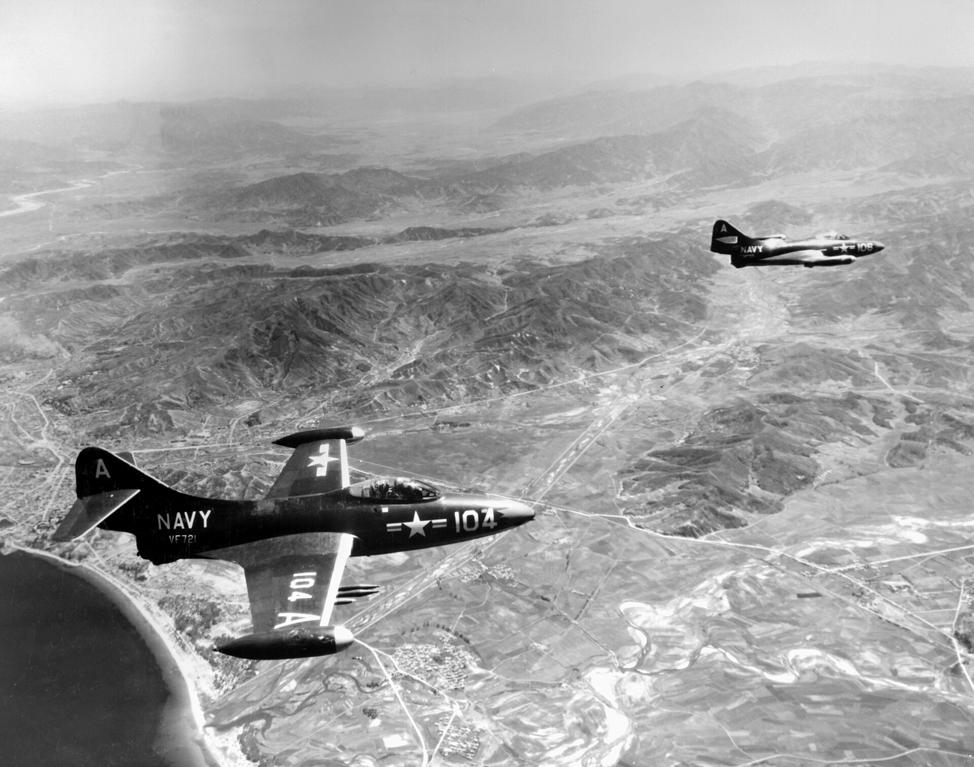 F9F Panther 1