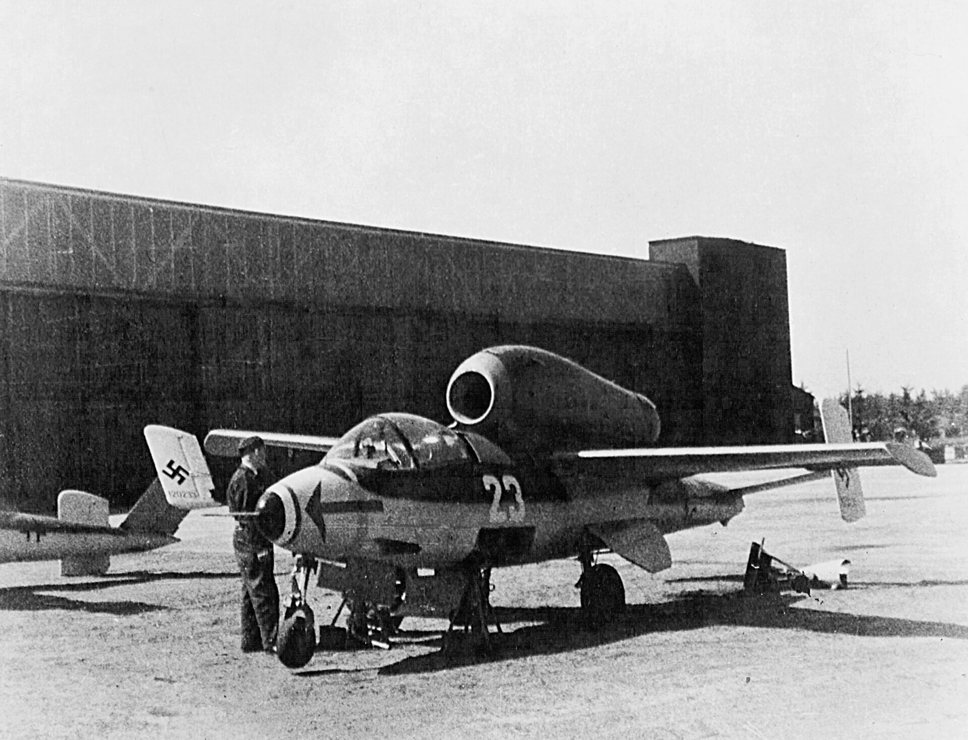 Heinkel He 162 1