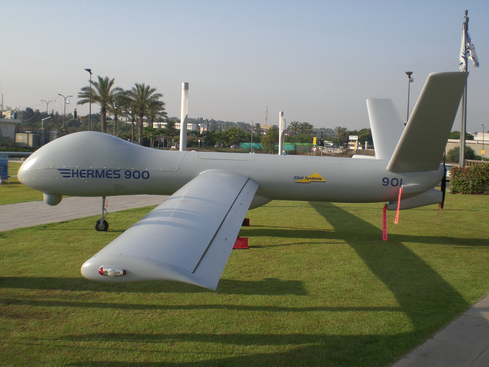 Elbit Hermes 900 2
