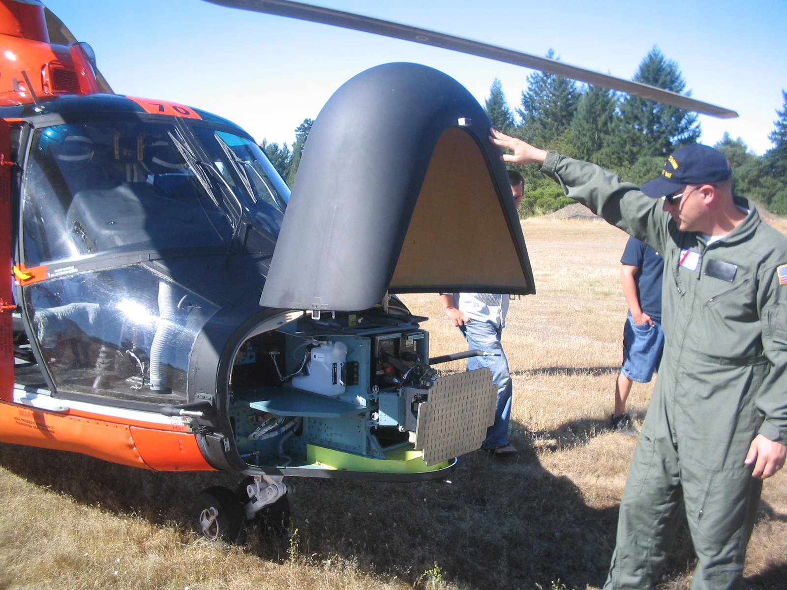 MH-65 Dolphin 3