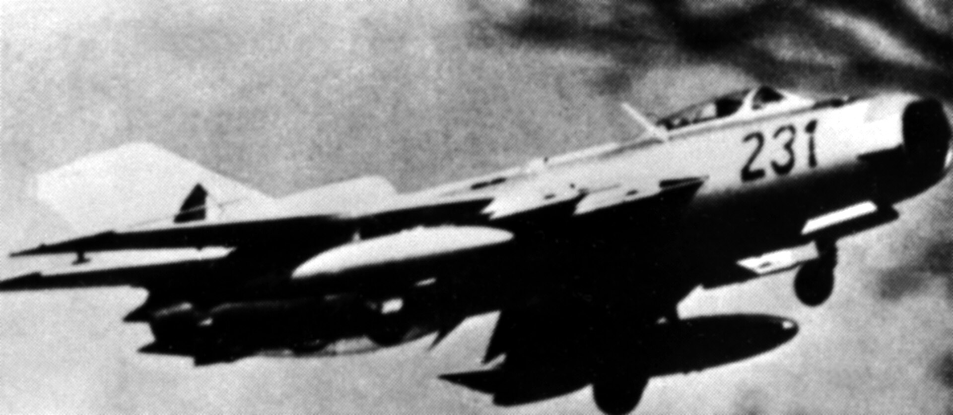 MiG-19 4