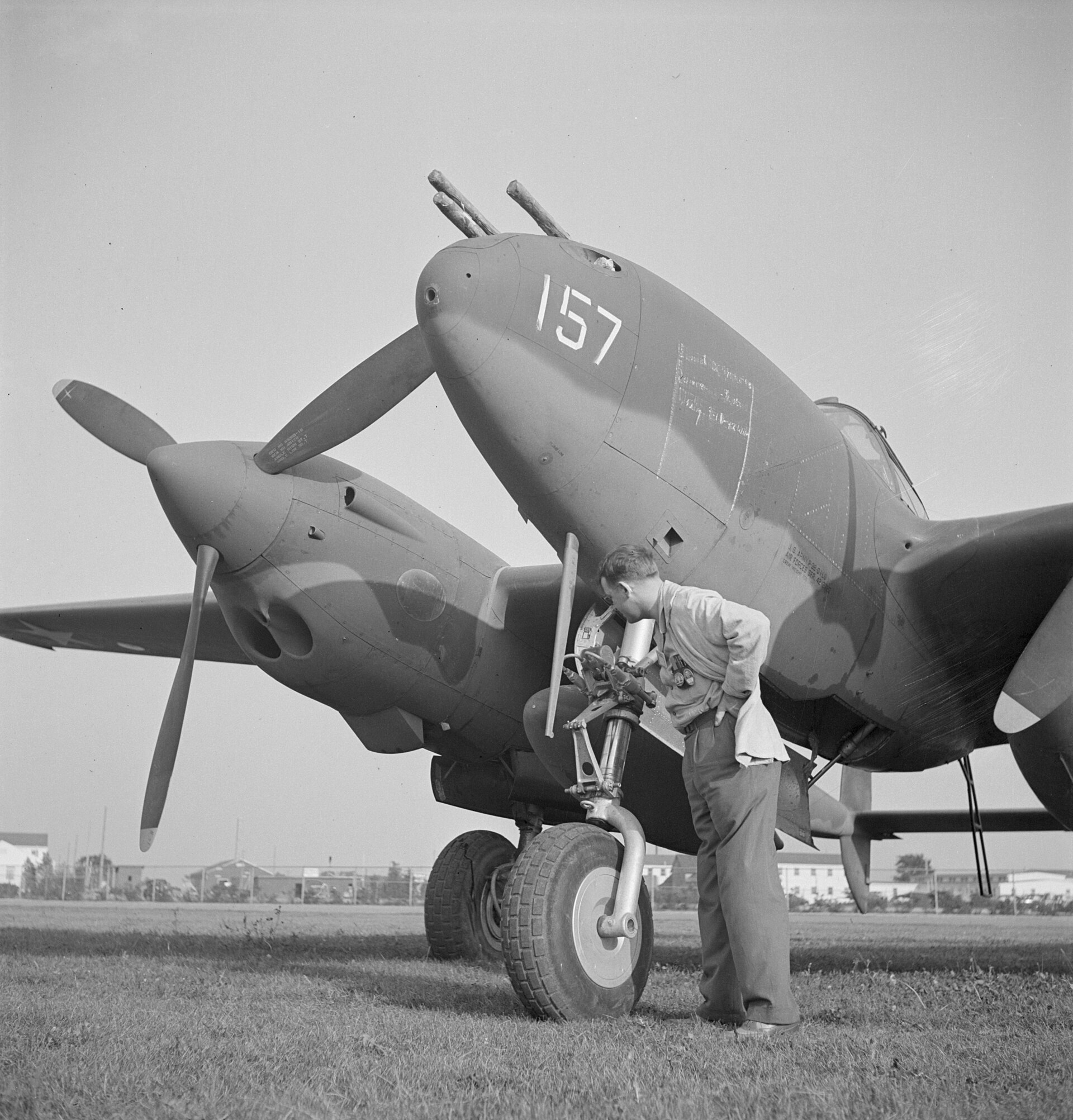 P-38 Lightning 2