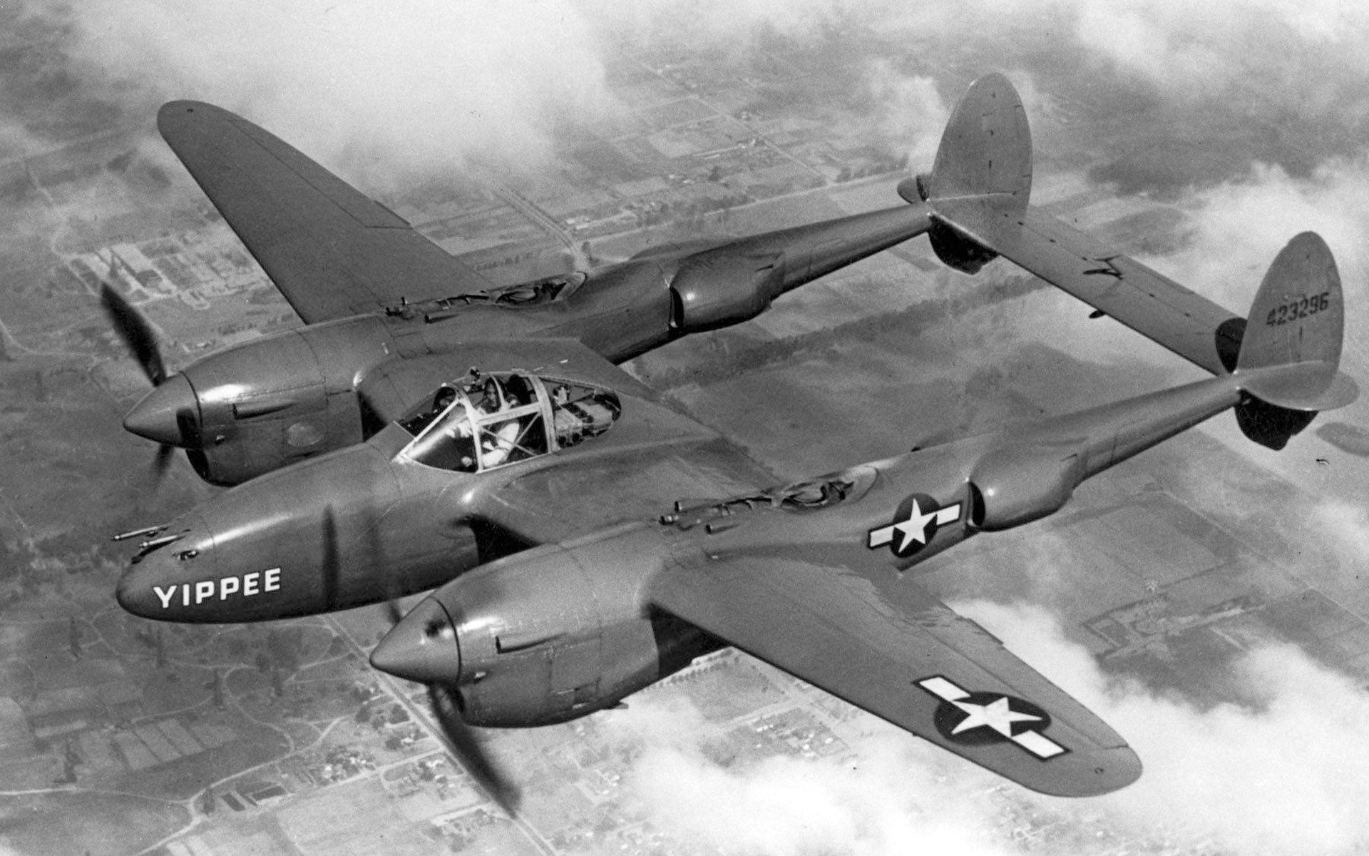 P-38 Lightning 4