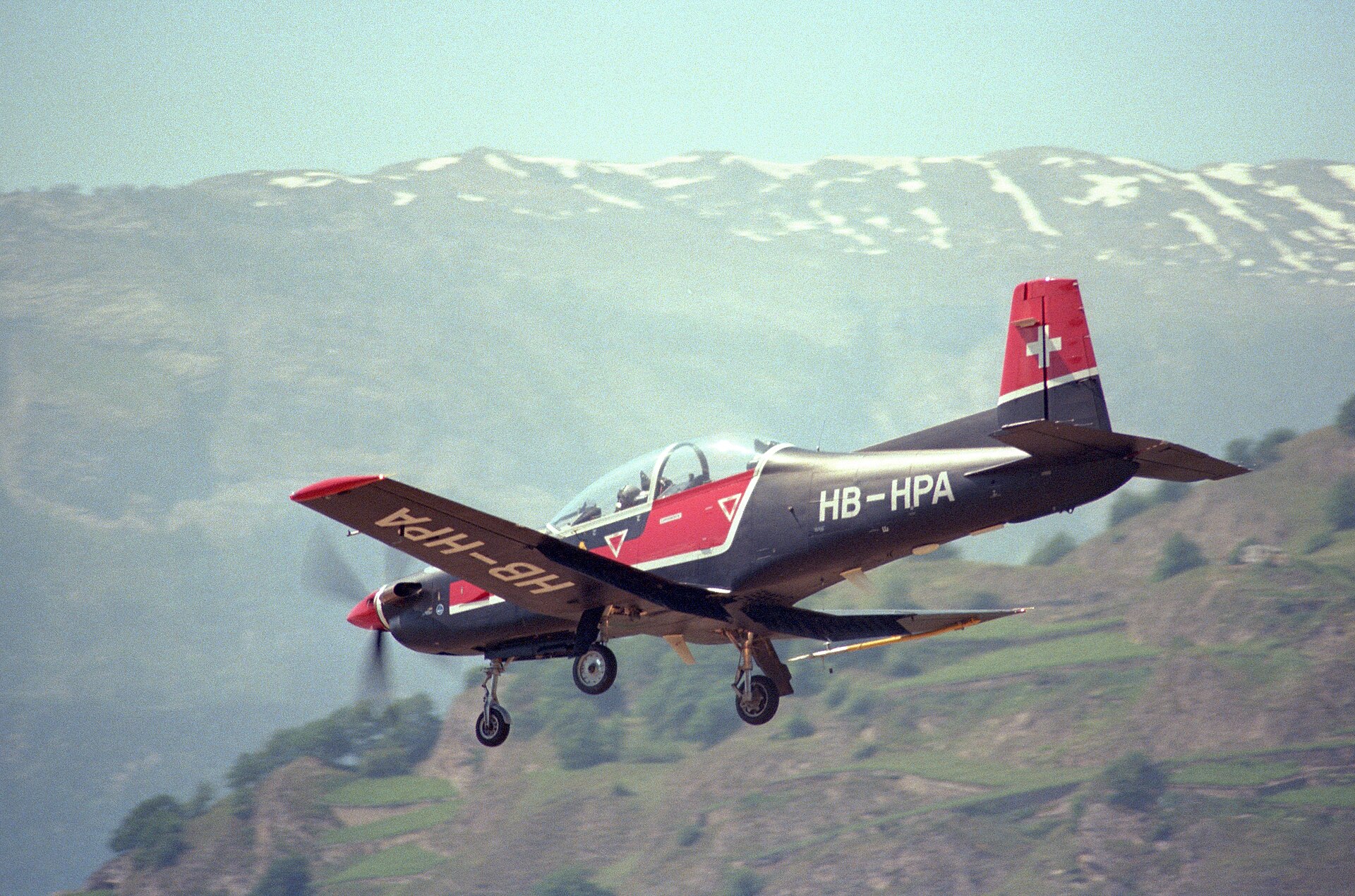 Pilatus PC-9 4