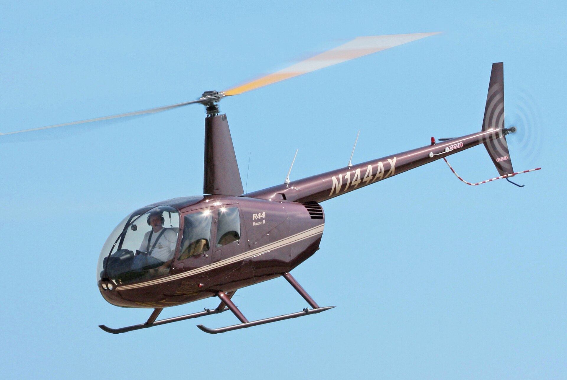 Robinson R44 4