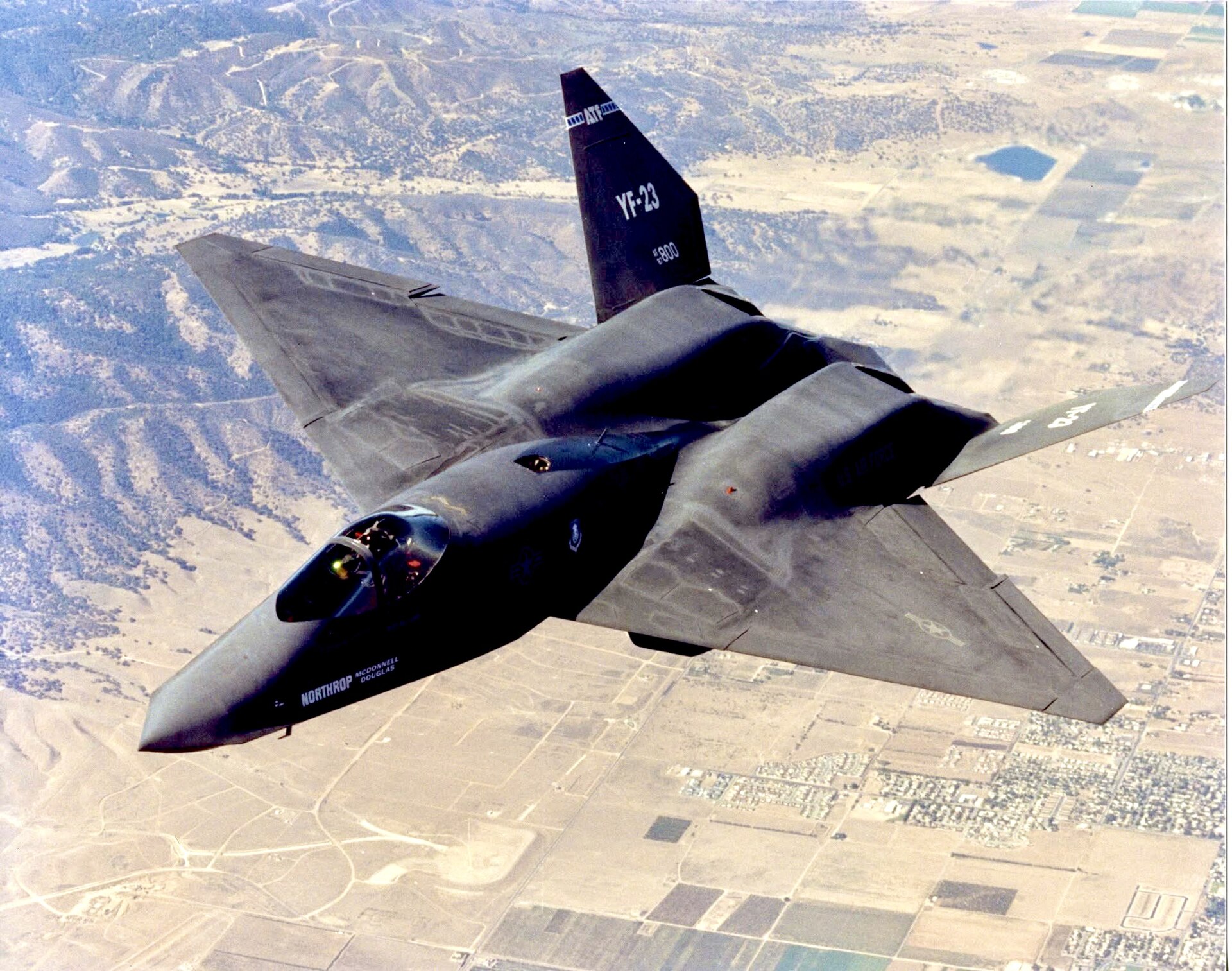Northrop YF-23